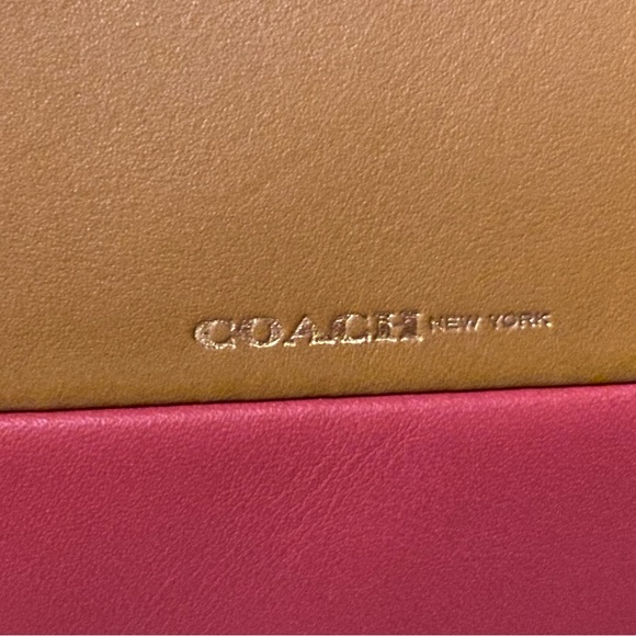 🔥Rare🔥 New Coach Color-block Large Clutch - Not from Outlet F52112 - Picture 4 of 8